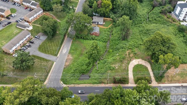 1813 West Boulevard, Charlotte, NC 28208