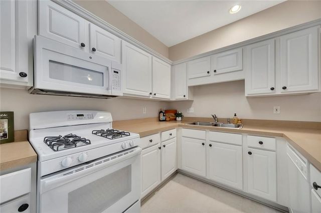 1430 Settlers Walk SW Way 13, Marietta, GA 30060