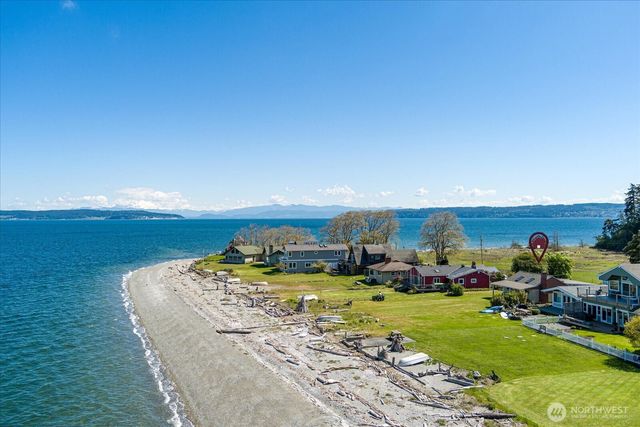 301 Snakelum Point Road, Coupeville, WA 98239