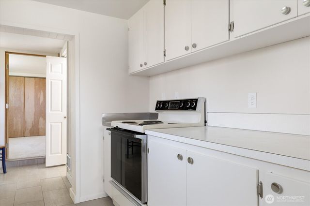 301 Snakelum Point Road, Coupeville, WA 98239