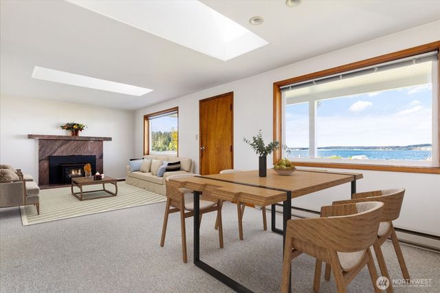 301 Snakelum Point Road, Coupeville, WA 98239