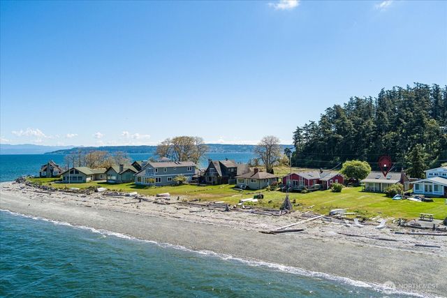 301 Snakelum Point Road, Coupeville, WA 98239