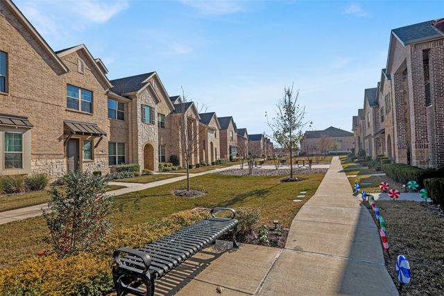 2720 Parkview Place, Lewisville, TX 75067