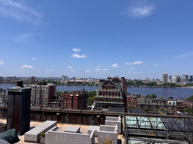 416 Marlborough 102, Boston, MA 02115
