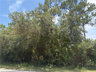 806 E 6th ST, Lehigh Acres, FL 33972