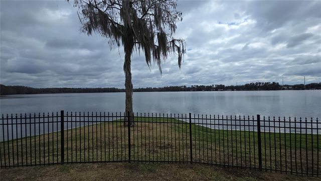 252 PINEWOOD DRIVE, Eustis, FL 32726