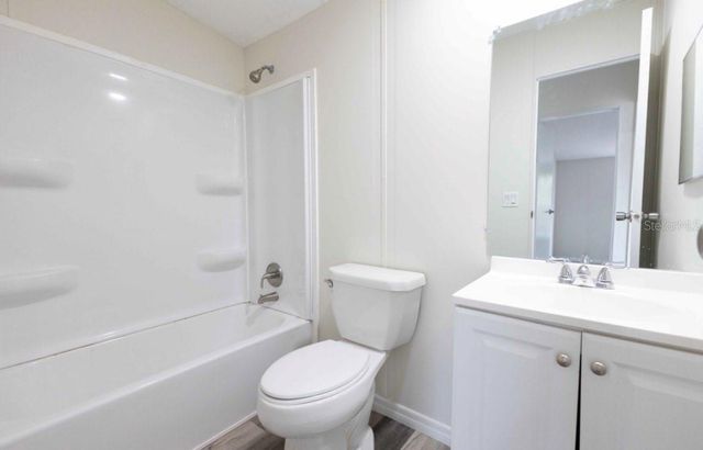 13877 COUNTY ROAD 109F, Lady Lake, FL 32159