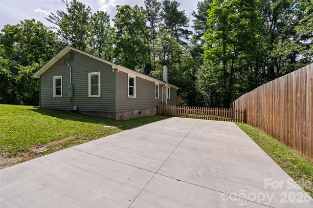 334 Mills Gap Road, Asheville, NC 28803
