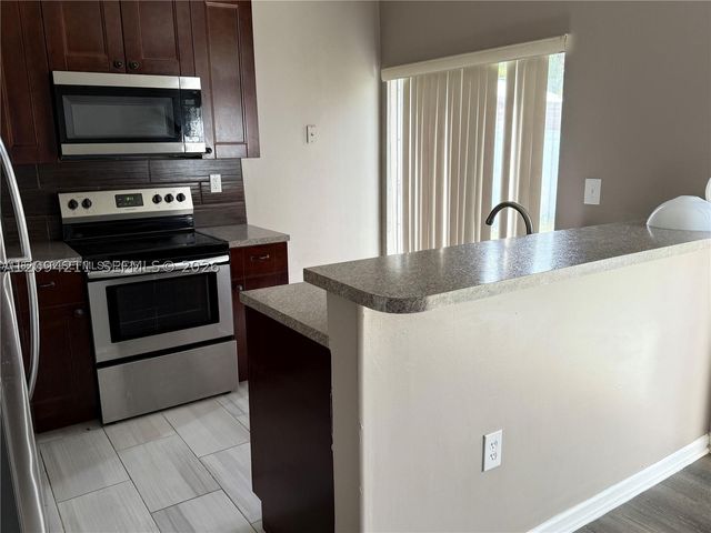 19030 NW 54th Ave, Miami Gardens, FL 33055