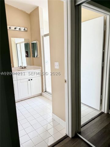 19030 NW 54th Ave, Miami Gardens, FL 33055