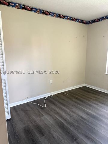 19030 NW 54th Ave, Miami Gardens, FL 33055