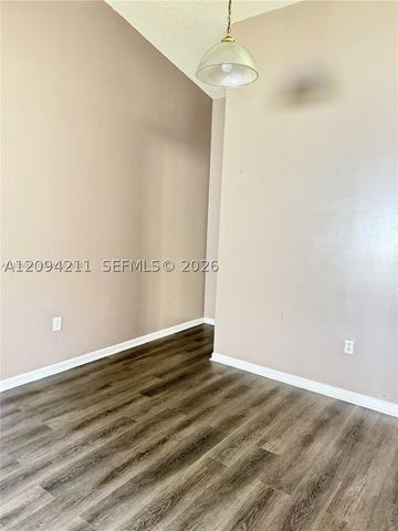 19030 NW 54th Ave, Miami Gardens, FL 33055