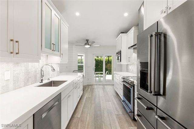 200 Sand Hill ST, Marco Island, FL 34145