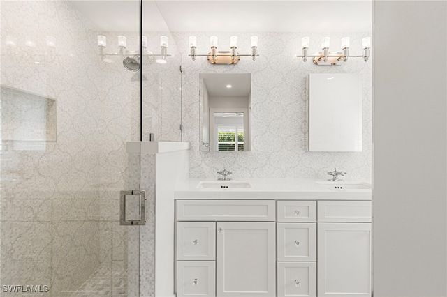 200 Sand Hill ST, Marco Island, FL 34145