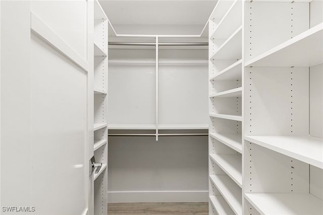 200 Sand Hill ST, Marco Island, FL 34145