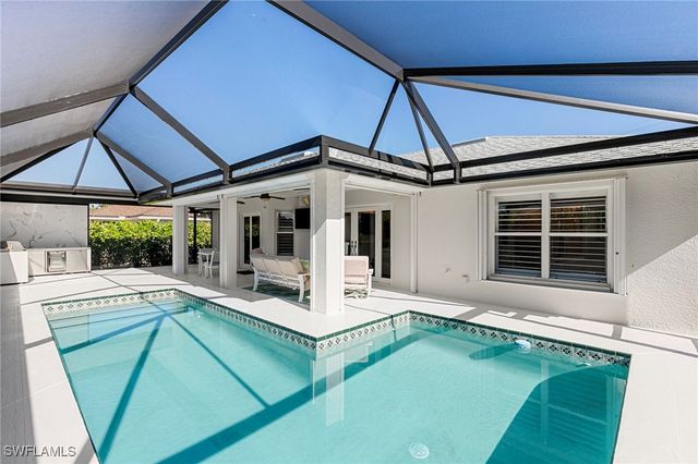 200 Sand Hill ST, Marco Island, FL 34145