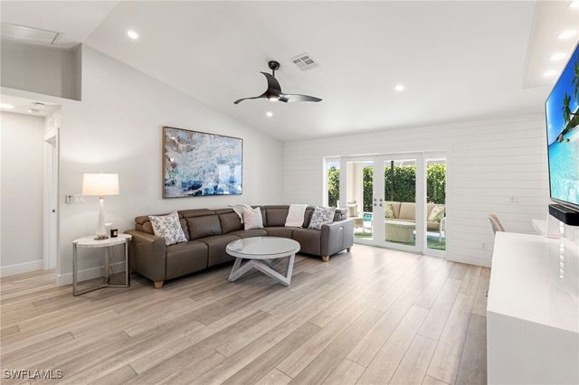 200 Sand Hill ST, Marco Island, FL 34145