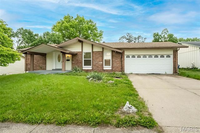 3726 Briargrove Drive, Florissant, MO 63031