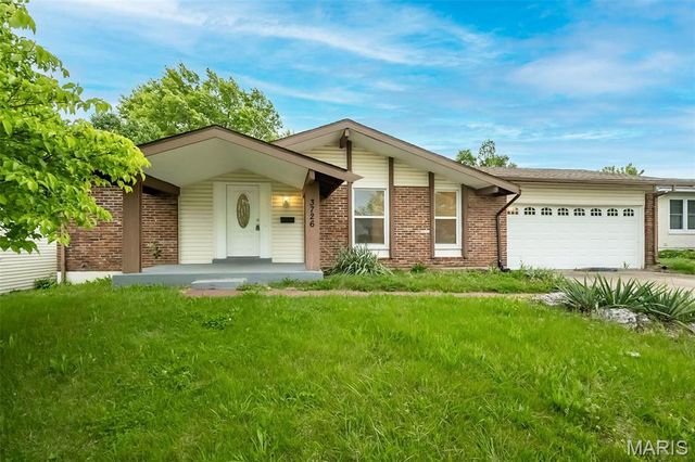 3726 Briargrove Drive, Florissant, MO 63031