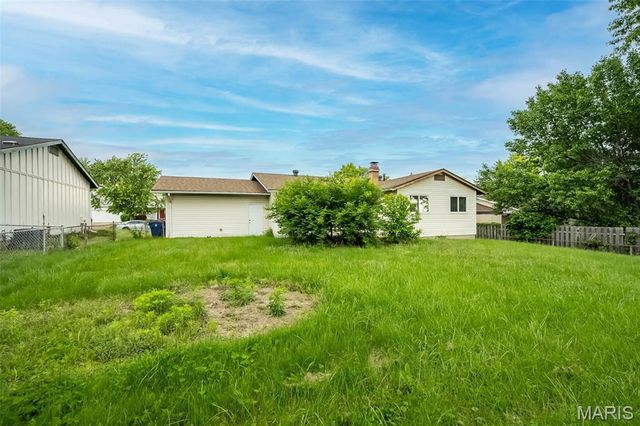 3726 Briargrove Drive, Florissant, MO 63031