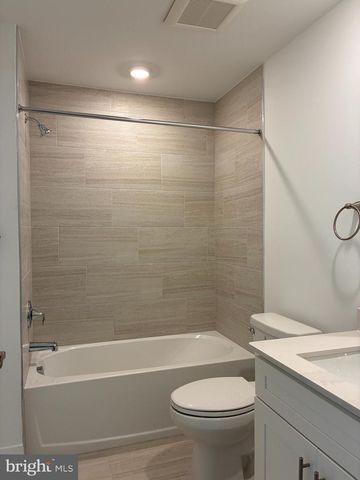 2302 PRINCE HALL DR, Pennington, NJ 08534