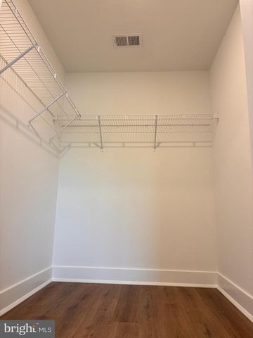 2302 PRINCE HALL DR, Pennington, NJ 08534