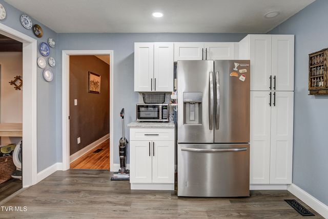 107 Neal Drive, Bristol, TN 37620