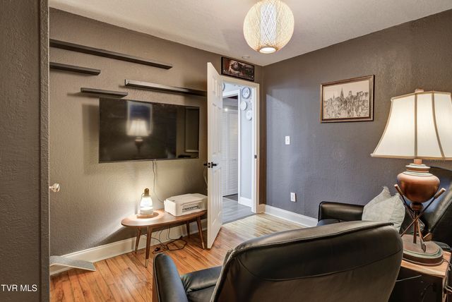 107 Neal Drive, Bristol, TN 37620