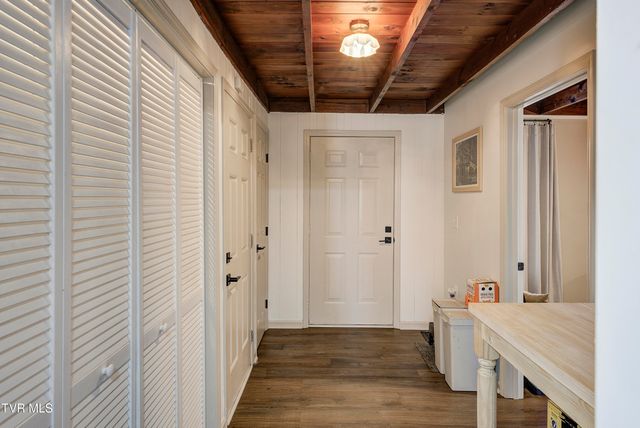 107 Neal Drive, Bristol, TN 37620