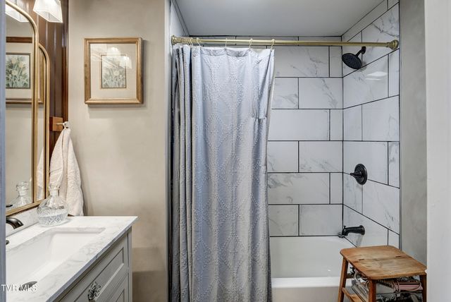 107 Neal Drive, Bristol, TN 37620