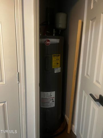 107 Neal Drive, Bristol, TN 37620