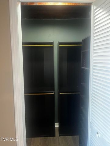 107 Neal Drive, Bristol, TN 37620