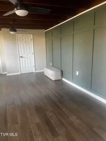 107 Neal Drive, Bristol, TN 37620