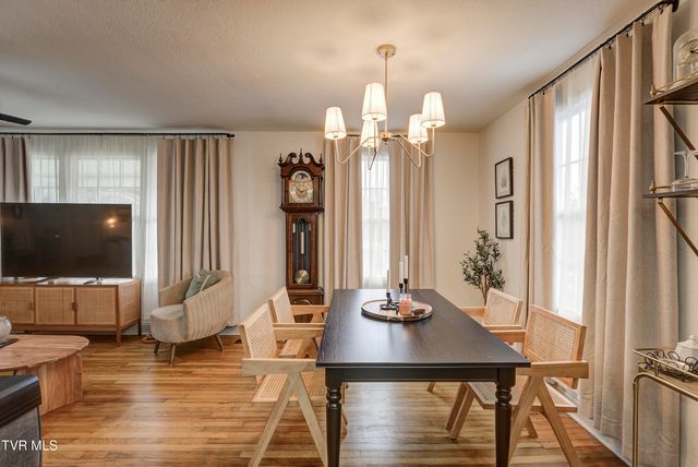 107 Neal Drive, Bristol, TN 37620