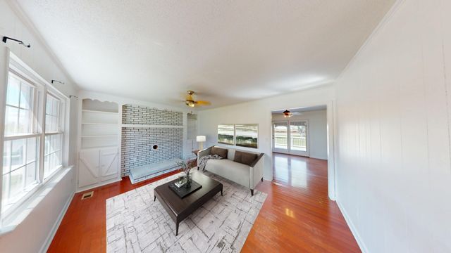 191 Bradley Street, Evensville, TN 37332