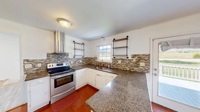 191 Bradley Street, Evensville, TN 37332