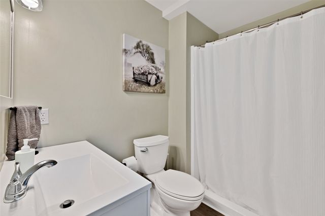 1402 Wysong Drive, Mckinney, TX 75069
