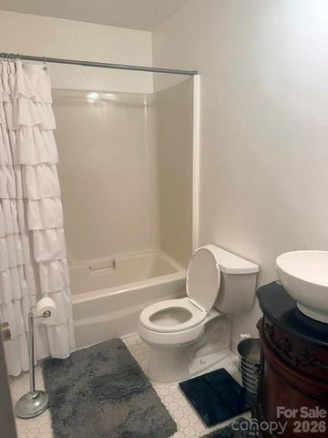 1404 E Council Street, Salisbury, NC 28146