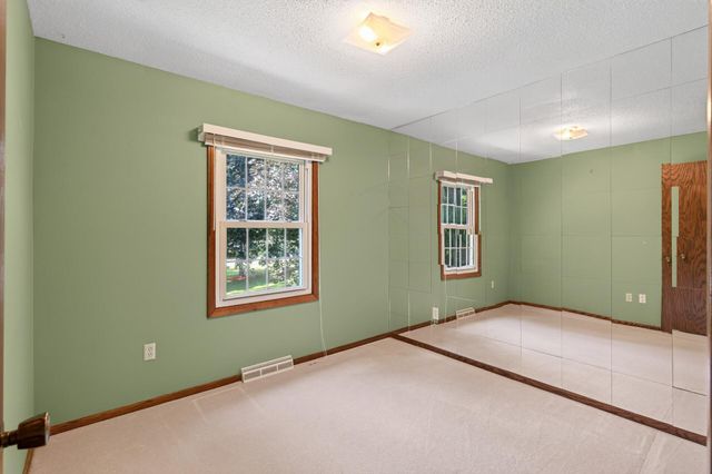 15365 182nd Avenue NW, Elk River, MN 55330