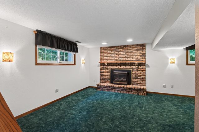 15365 182nd Avenue NW, Elk River, MN 55330