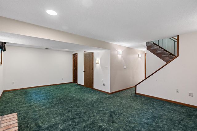 15365 182nd Avenue NW, Elk River, MN 55330