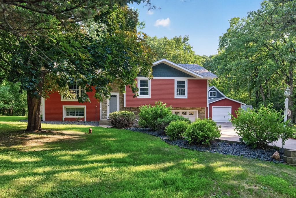15365 182nd Avenue NW, Elk River, MN 55330