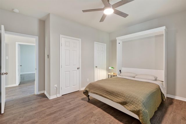 263 Bay Oaks Drive, La Porte, TX 77571