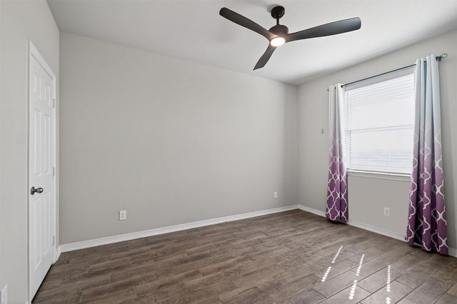 263 Bay Oaks Drive, La Porte, TX 77571