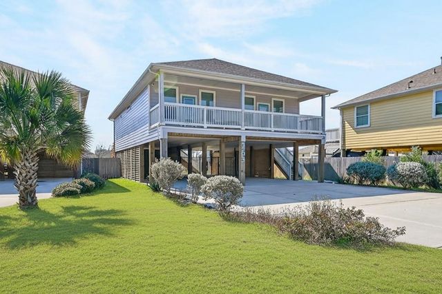 263 Bay Oaks Drive, La Porte, TX 77571