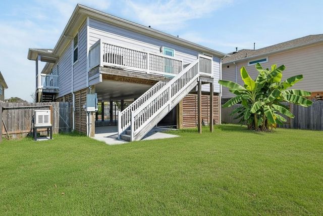 263 Bay Oaks Drive, La Porte, TX 77571