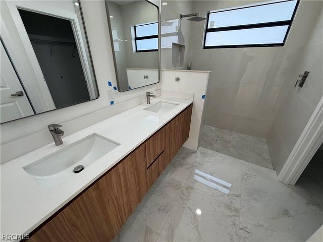 1706 NW 19th TER, Cape Coral, FL 33909