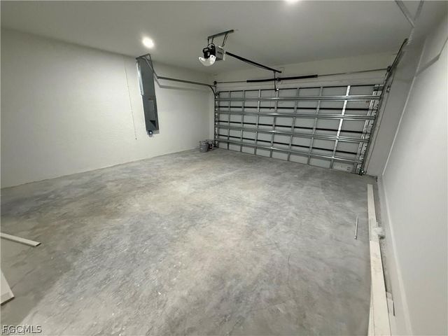 1706 NW 19th TER, Cape Coral, FL 33909