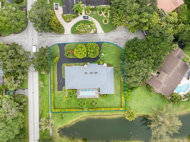 10321 SW 89th Avenue, Miami, FL 33176