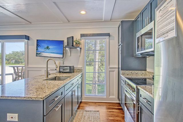 426 Sea Cloud Circle, Edisto Island, SC 29438